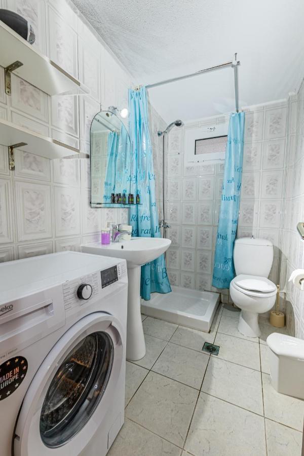 Skioni Apartments Неа Скиони Екстериор снимка